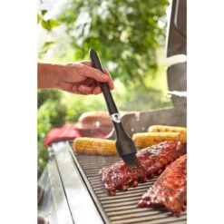 Weber 6661 Premium Silicone Grill Basting Brush -Weber 8321804 A V1.eps High 23537.1648593496
